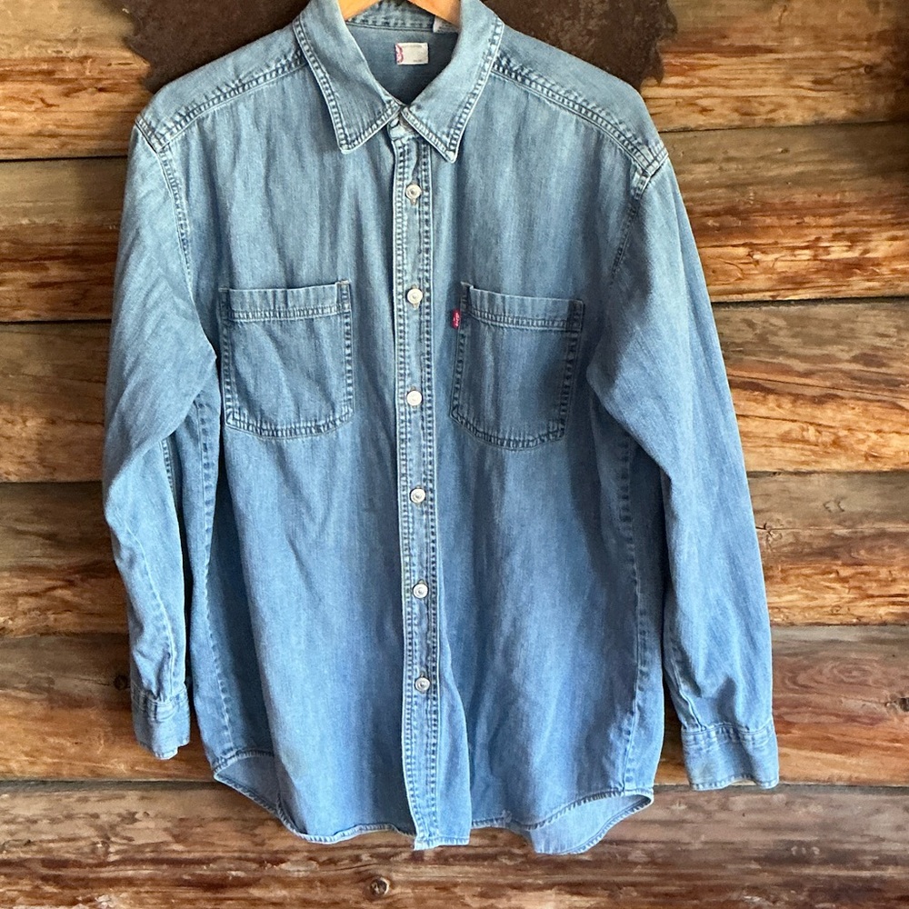 Levi's Light Blue Casual Button Down Shirt